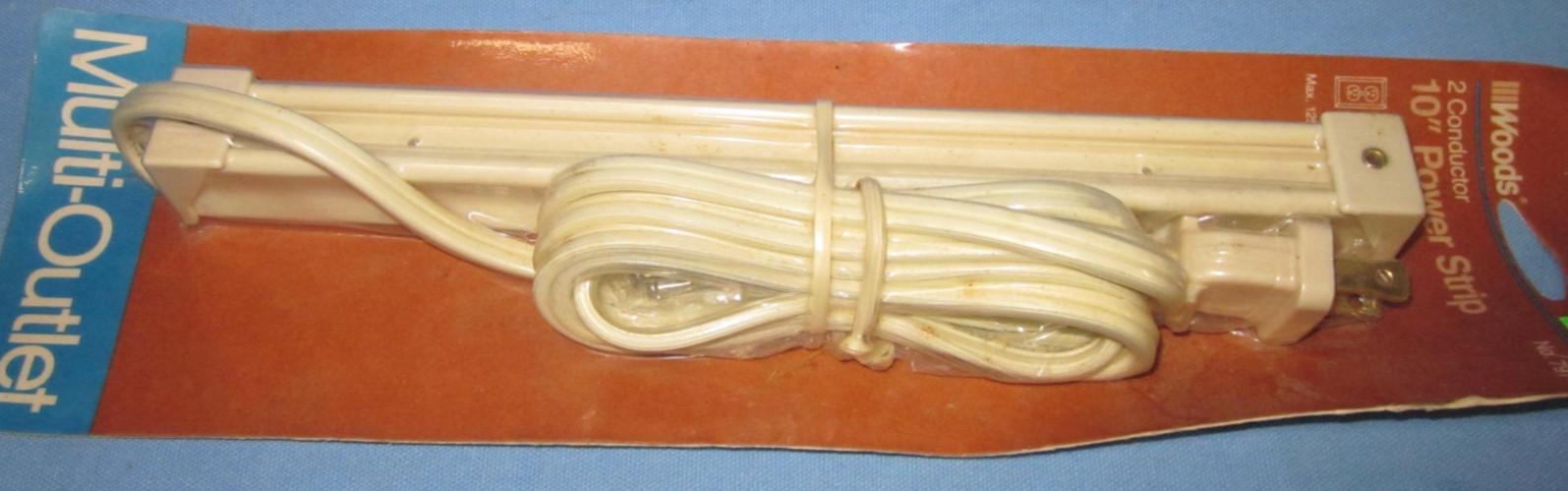 Vintage Woods 10″ Power Strip 2 Conductor # 797 .. New Old Stock