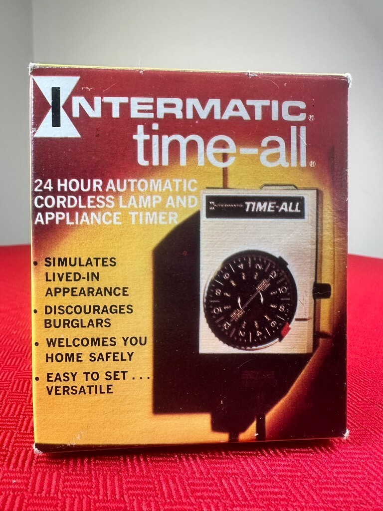 INTERMATIC Time All 24 Hour Automatic Lamp Appliance Timer 1875 Watts New D111