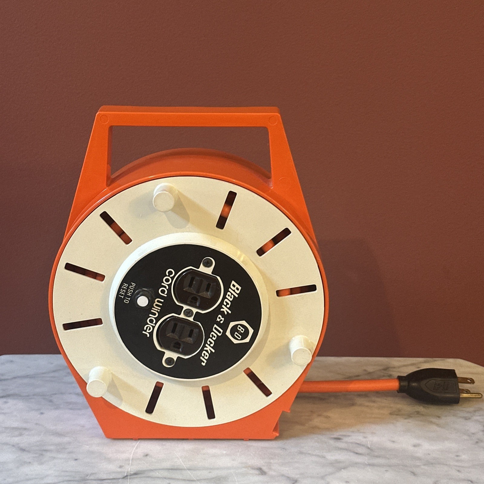 Black & Decker Cord Winder Model 79-970 25 Ft Extension Cord No Box