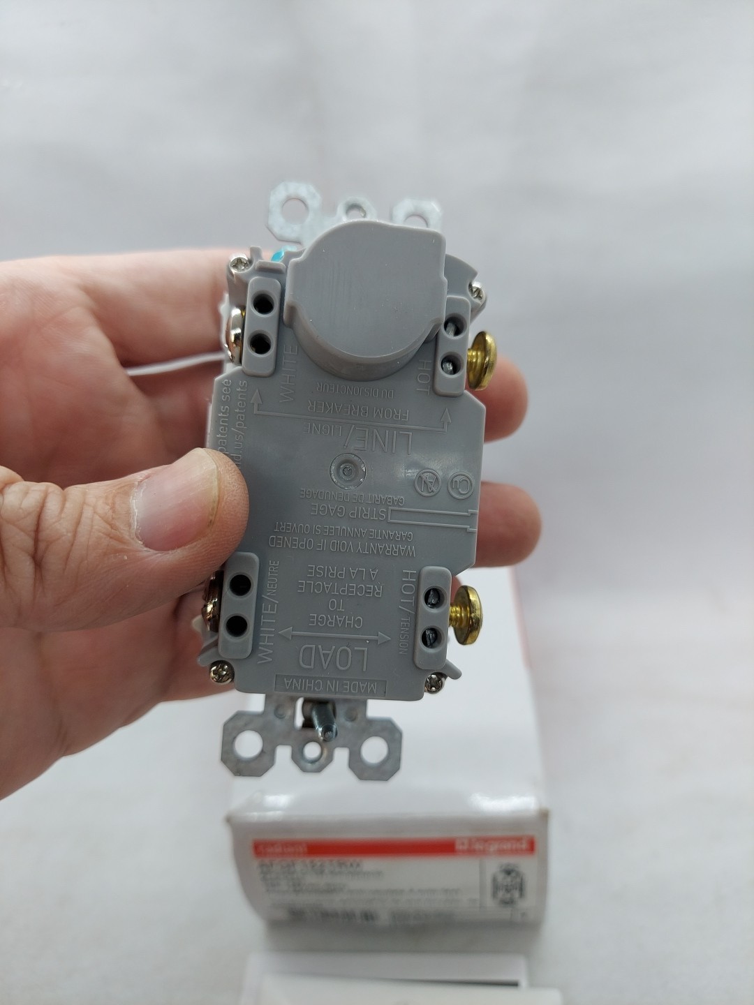Pass Seymour AFGF152TRW AFCI GFCI Tamper Resistant Self Test WHITE