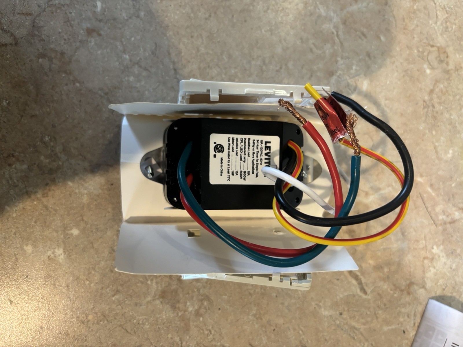 LEVITON VPT24-1PZ Decora 24-Hour Programmable Timer Switch