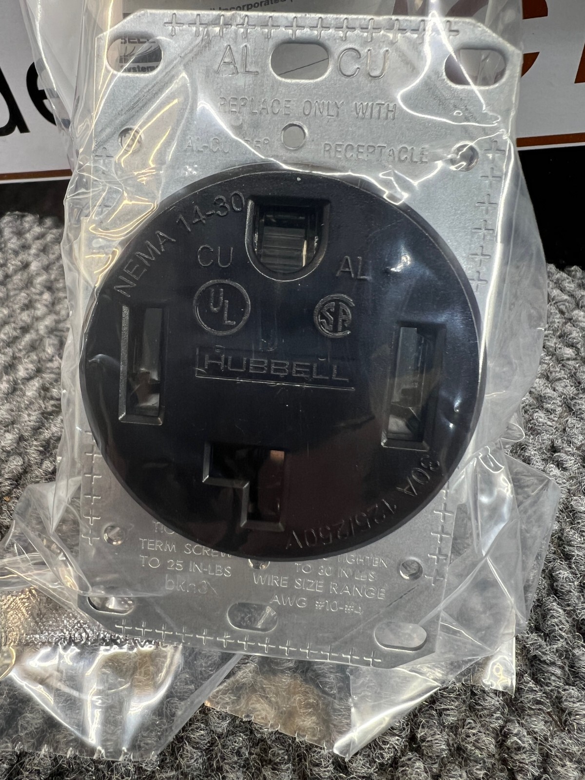 Box of 10 New Hubbell RR430F 30 Amp 3 Pole 4 Wire Range & Dryer Receptacle