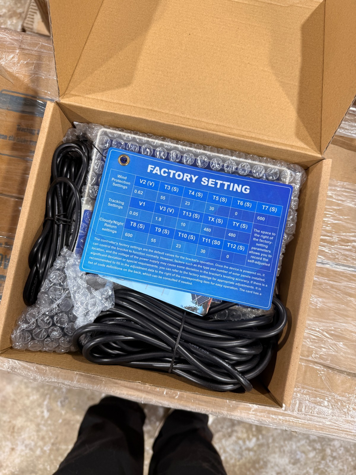 ECO-WORTHY Solar Panel Dual Axis Tracking System with Tracker Controller (2/5)