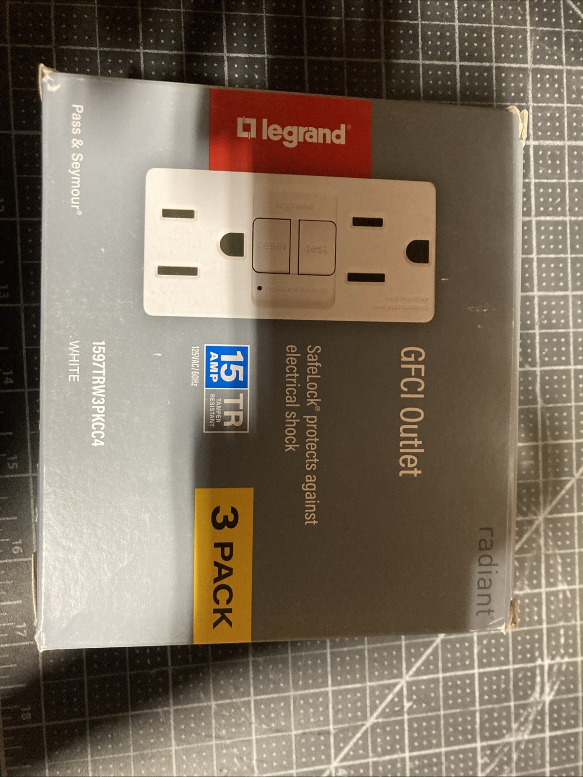 Legrand Radiant 15A, Self-Test GFCI Outlet, Tamper Resistant, (Pack of 3) White