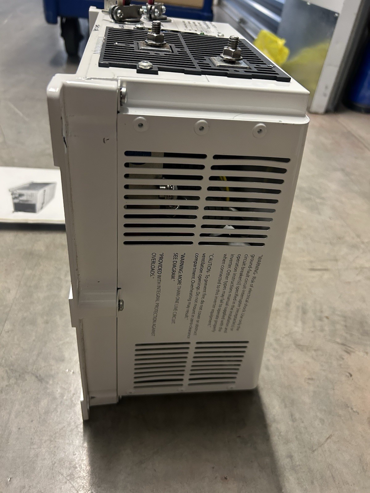 Magnum Energy Sine Inverter Charger MS4024 120VAC 4000W