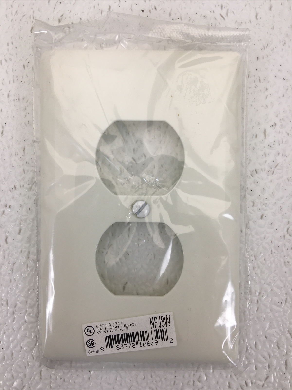 NPJ8W HUBW WALLPLATE MEDIUM SIZED 1-GANG ONE DUPLEX WHITE