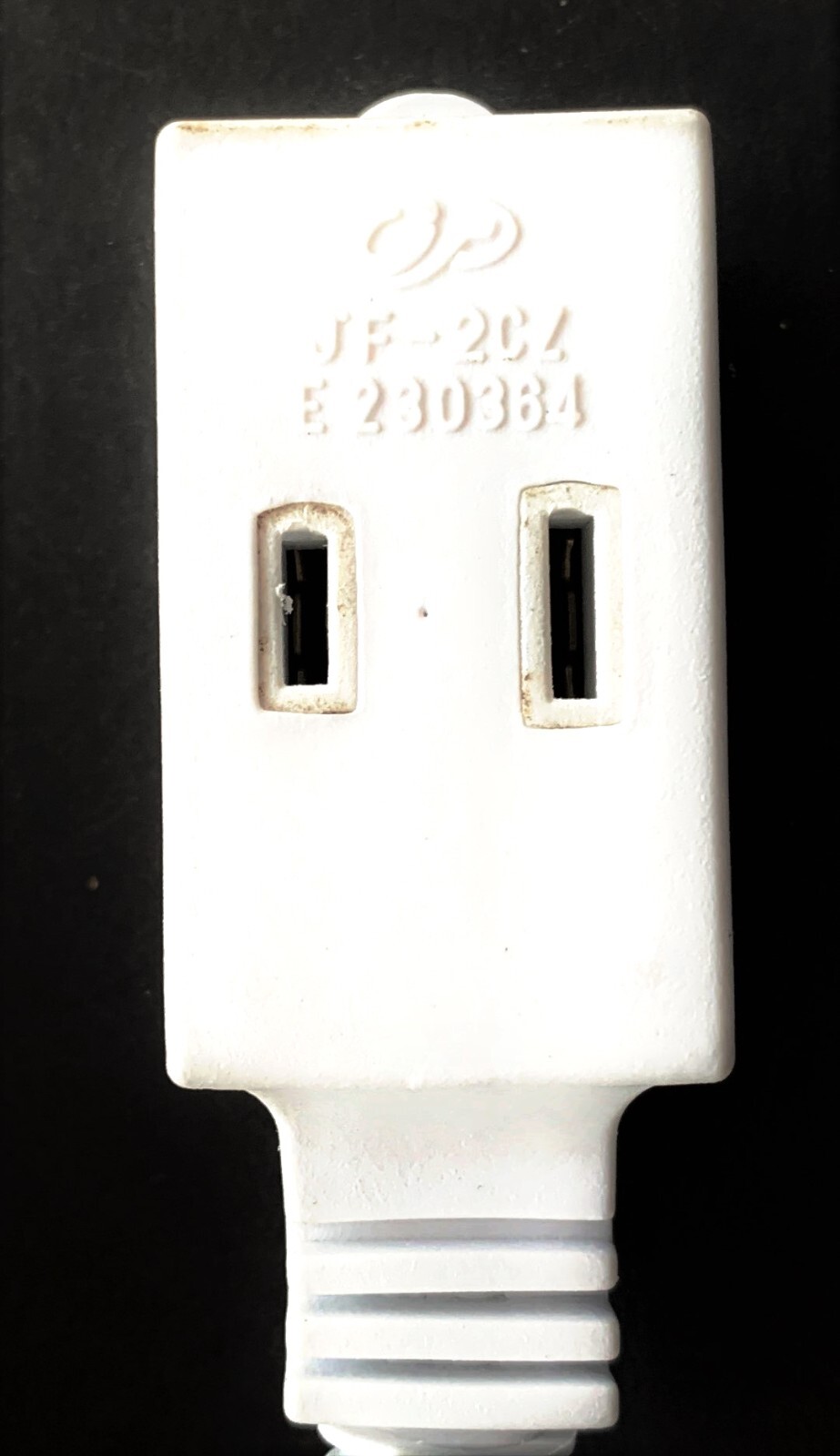 4ft White Electrical Extension Cord Power Wire 2 Prong 3-Way Electric Adapter