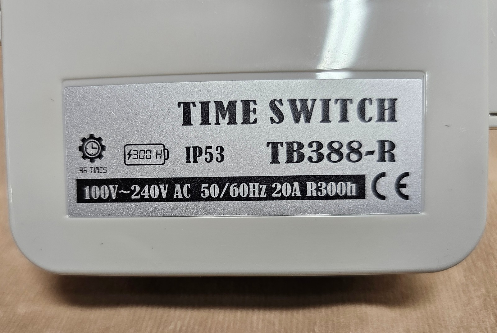 MECHANICAL 24 HOUR TIMER SWITCH 100-240V 60HZ 20A NEW