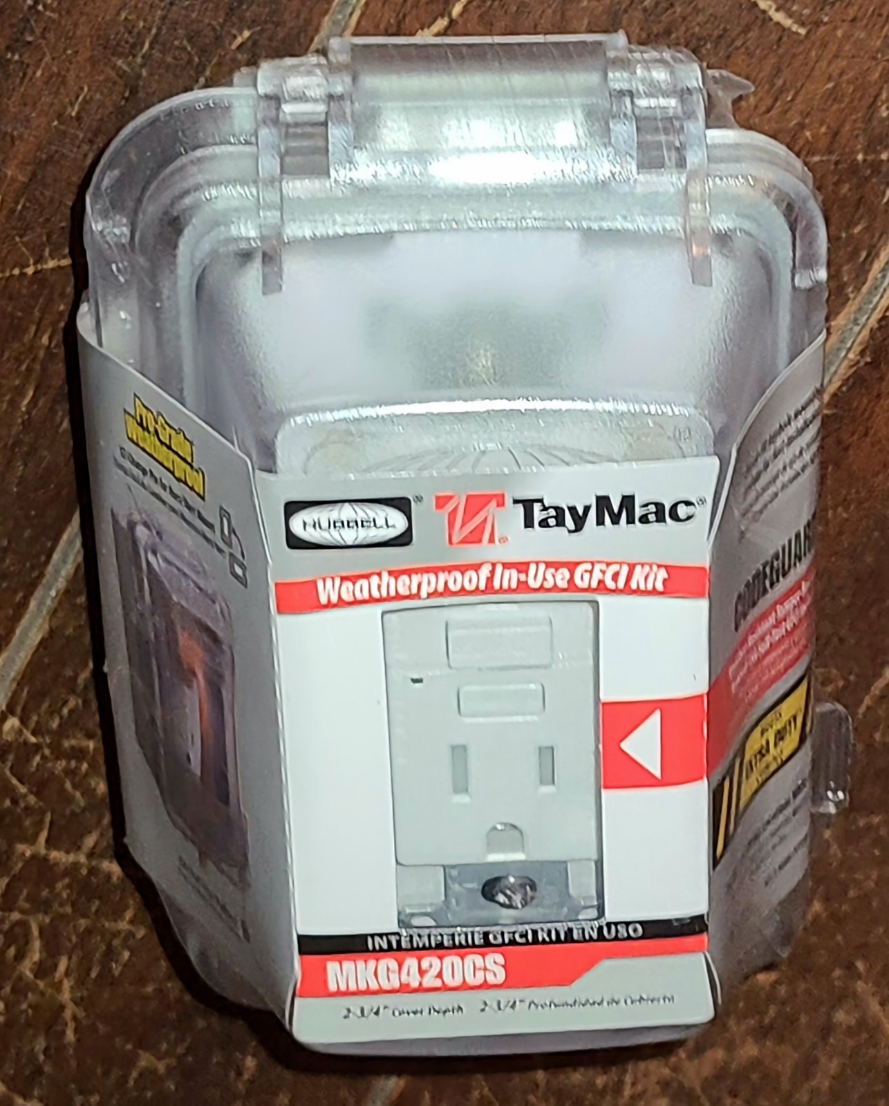 HUBBELL TAYMAC Weatherproof In-Use GFCI Kit – #MKG420CS