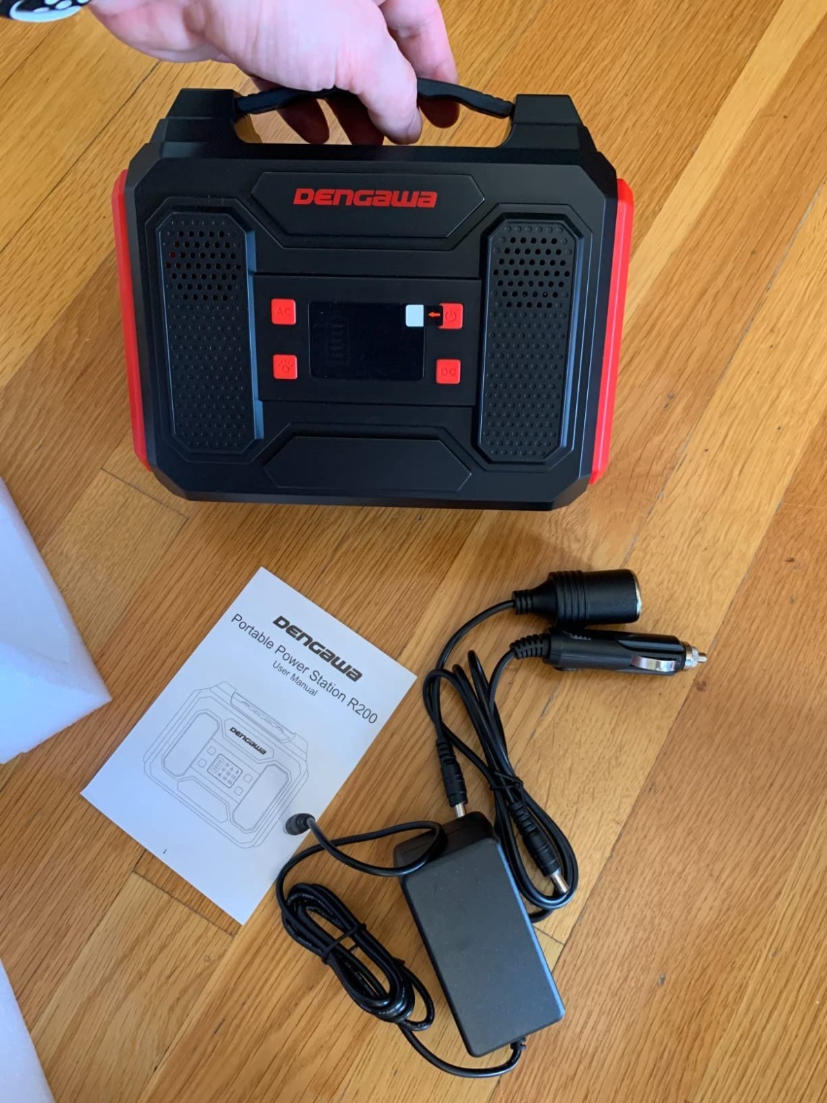 Open Box Power Bank 250Wh Solar Generator Power Bank 300W R200 red