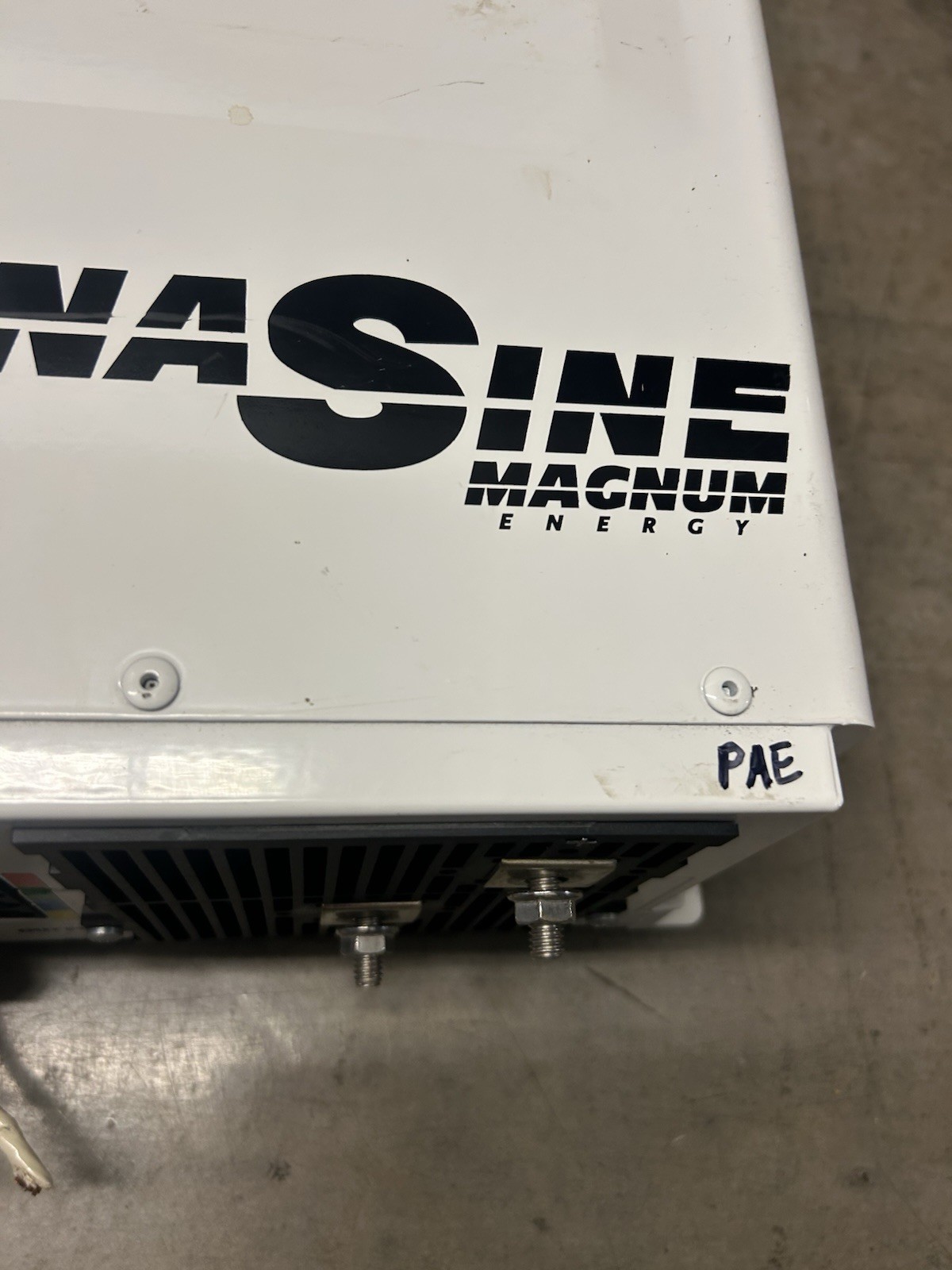 Magnum Energy Sine Inverter Charger MS4024 120VAC 4000W