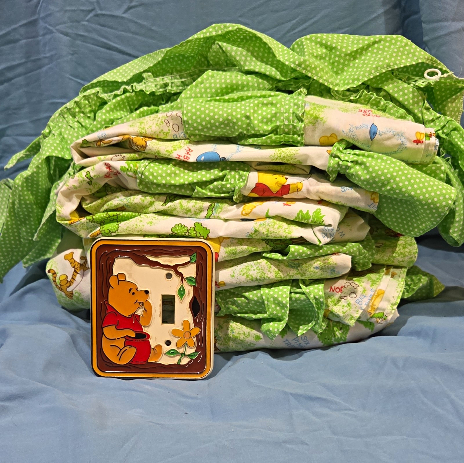 Winnie the Pooh 1-Gang Single Toggle Wall Plate Cover, 6 Curtains W/ Tie Backs