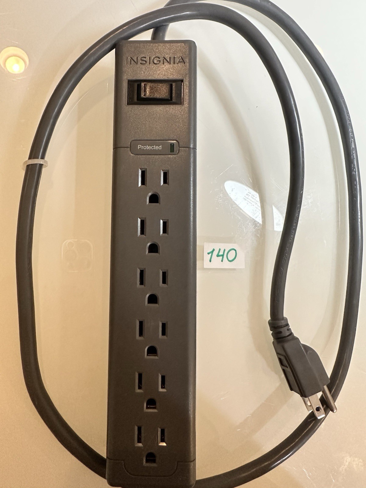 Insignia 6 Outlet 15A 125V AC 50/60Hz Voltage Protection Rating (VPR) Dark Grey