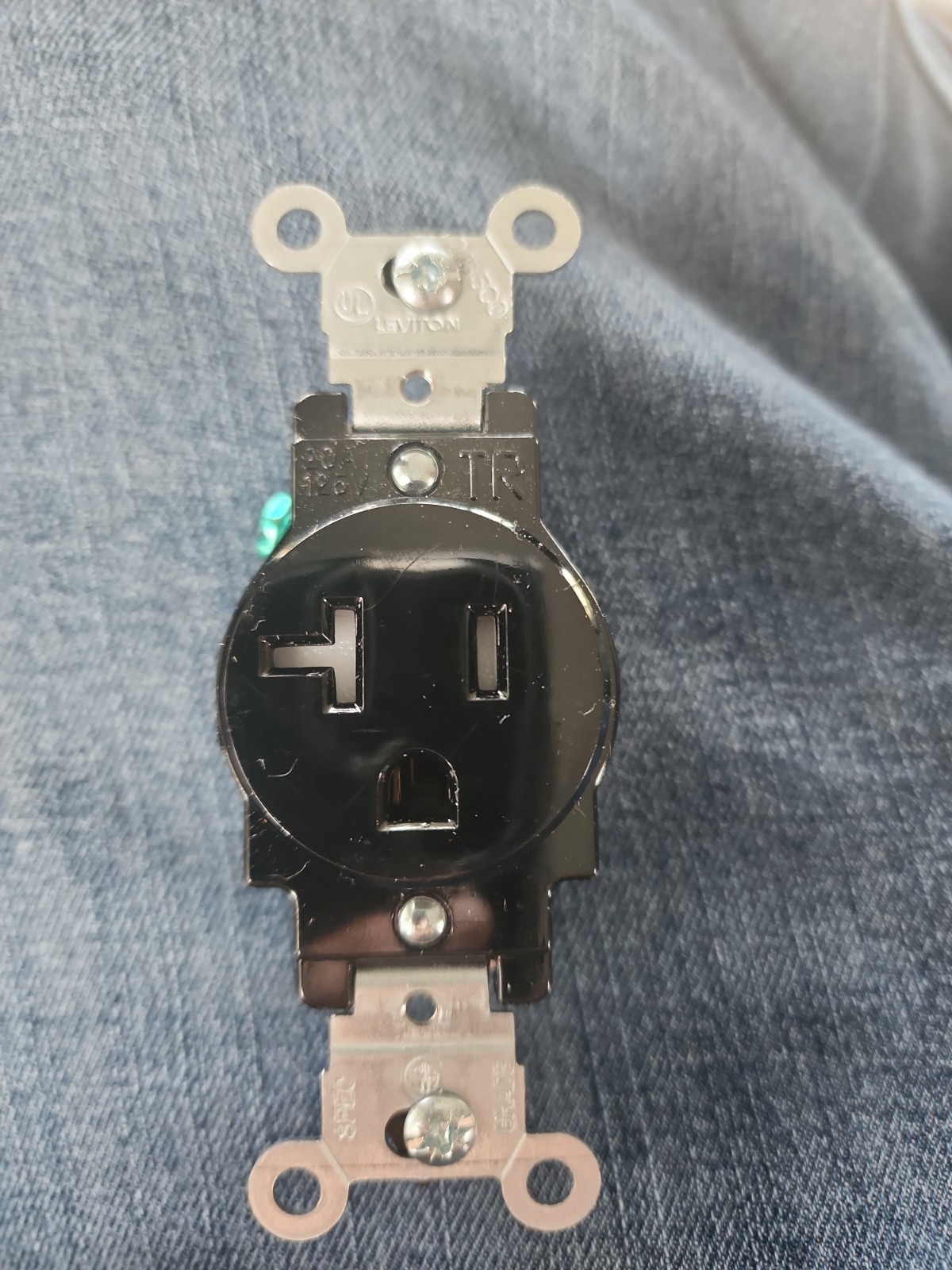 Leviton MS302 30A 600V Motor Disconnect Switch Single Phase HVAC Disconnect