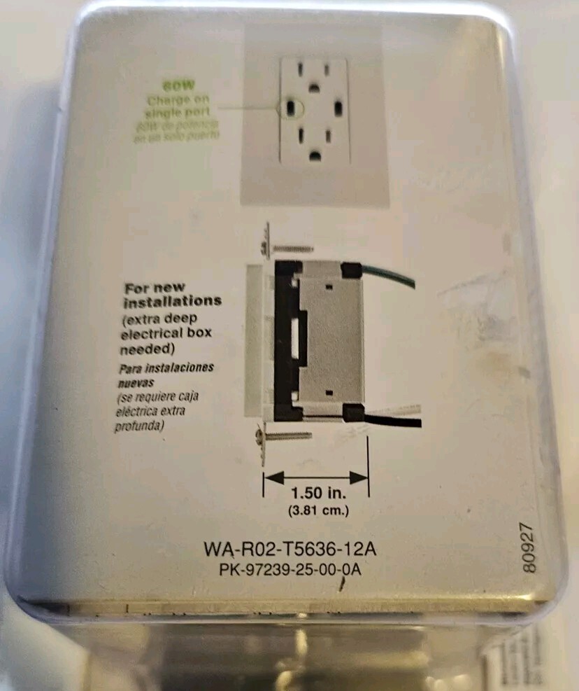 Leviton Decora 15 Amp Tamper Resistant Duplex Outlet with 60W USB-C Power Delive