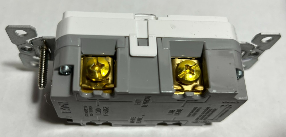 Eaton Slim GFCI Receptacle GF20W 20A 125V White Open Box