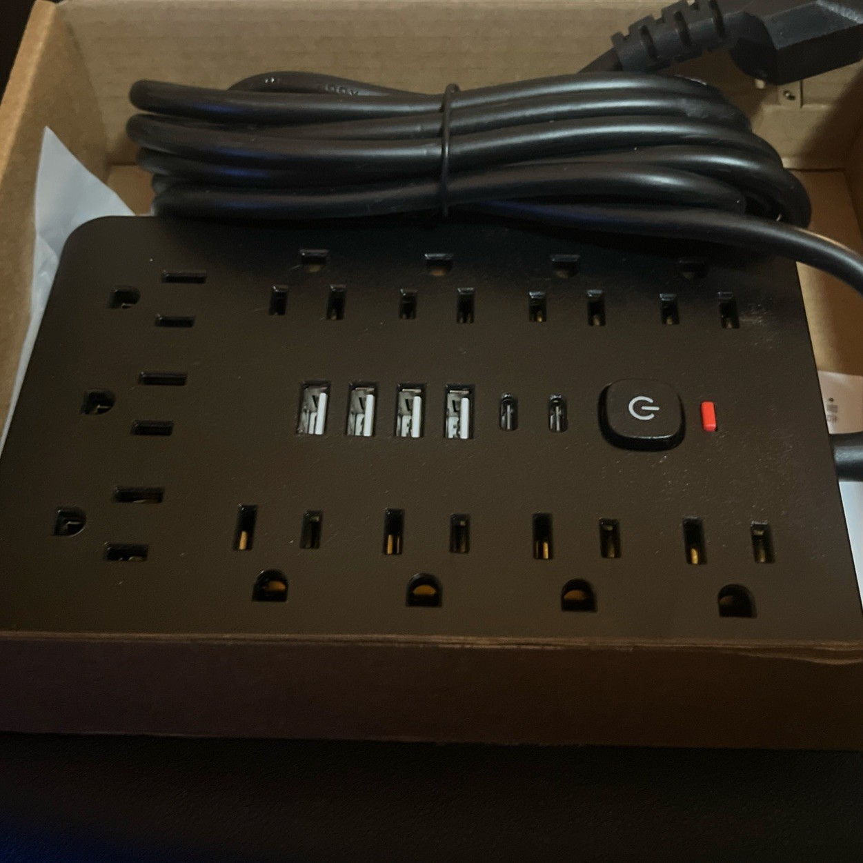 17-in-1 Surge Protector Power Strip with 11AC Outlets, 4USB & 2 Type-C Ports