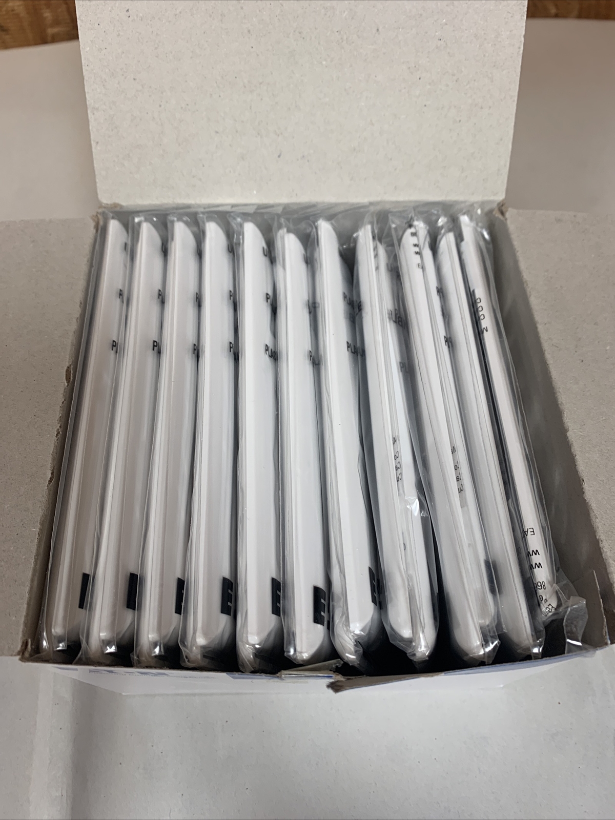 LOT OF 20 Eaton White Decorator Single Gang UNBREAKABLE Wall plate Cover PJ26W