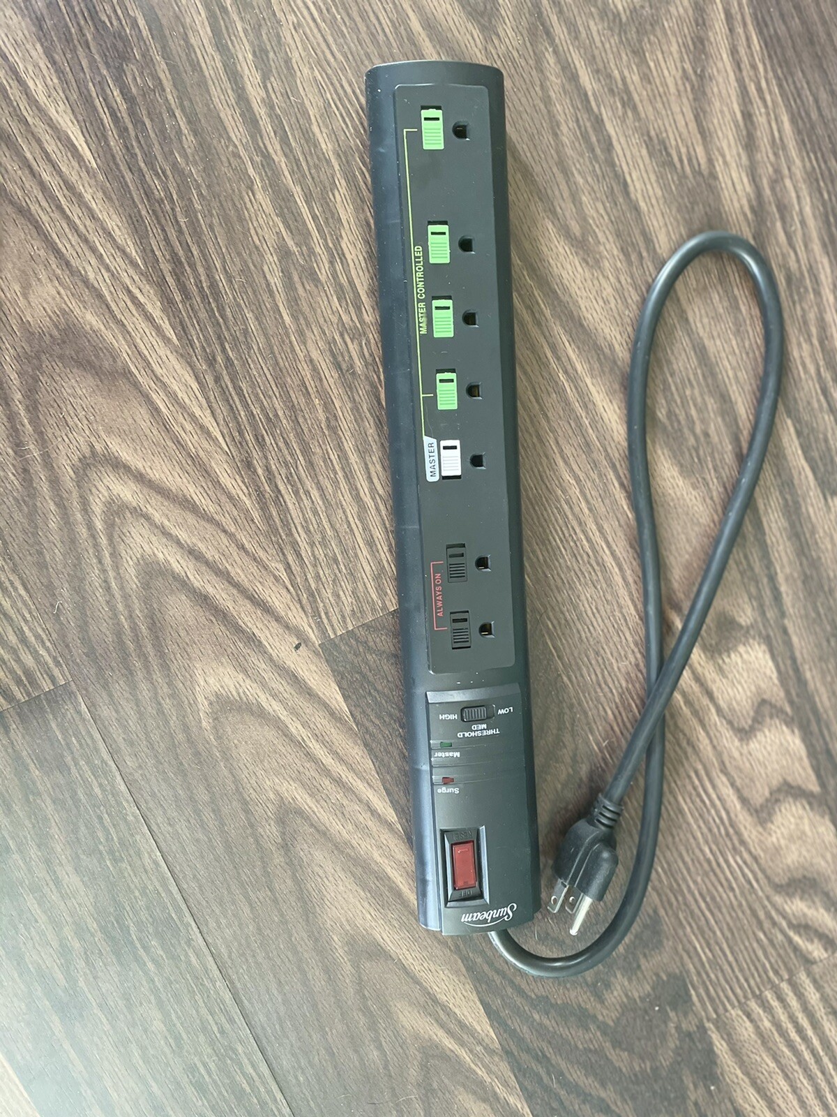 “New” Power Strip- Advanced 7 Outlet w/ Adjustable Threshold and Surge Protector