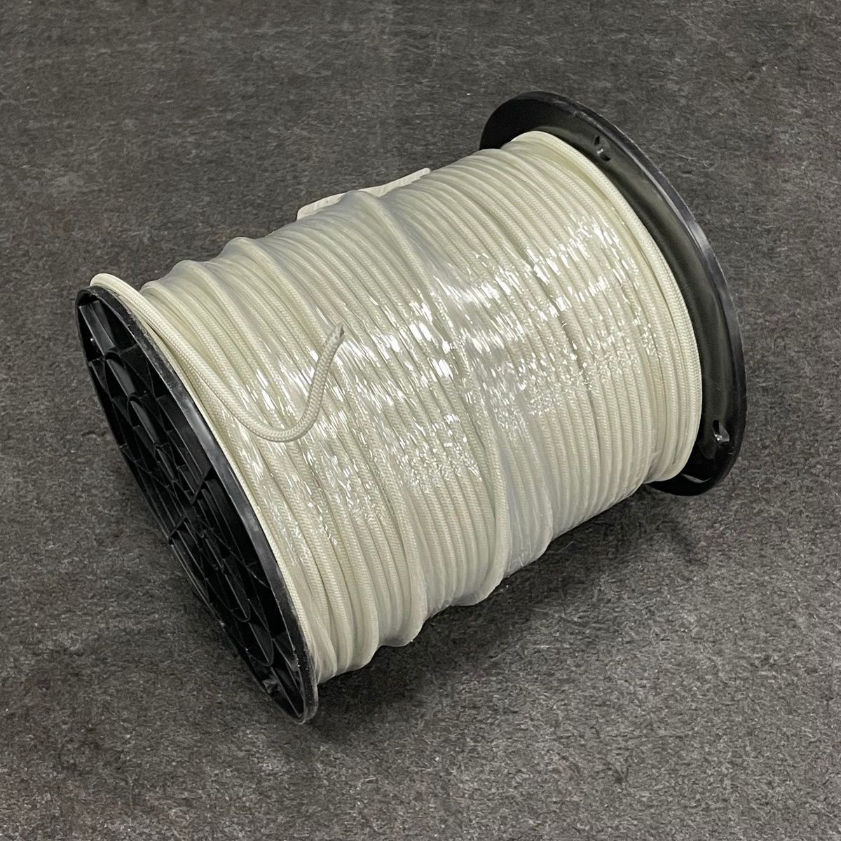 Belden Silicone Rubber Glass Braided Lead Wire 32414 009500 14Awg, 1C, Copper