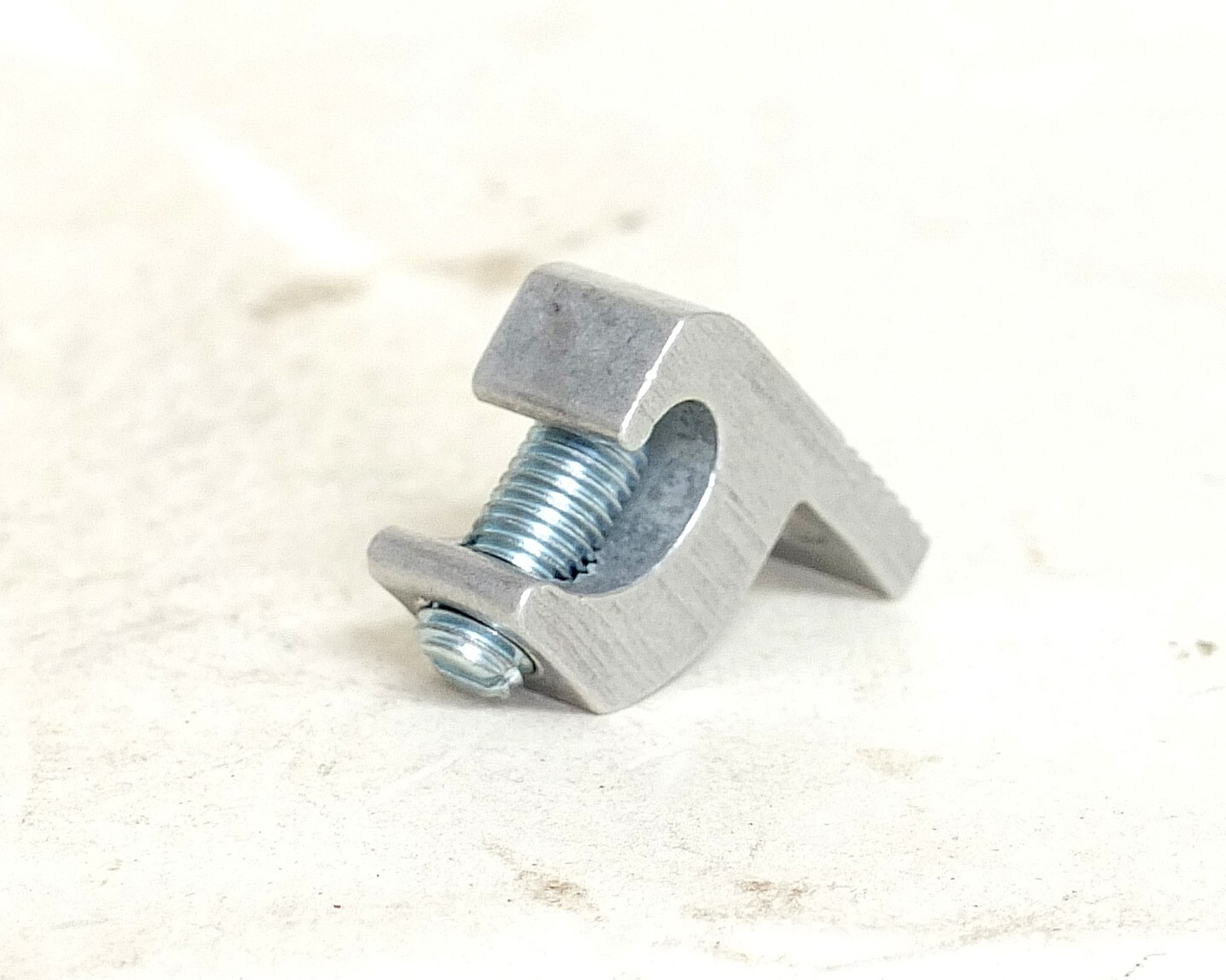 Solar Panel Aluminum Mounting Grounding Lug Screw Lay In Type 10x Pack of Ten