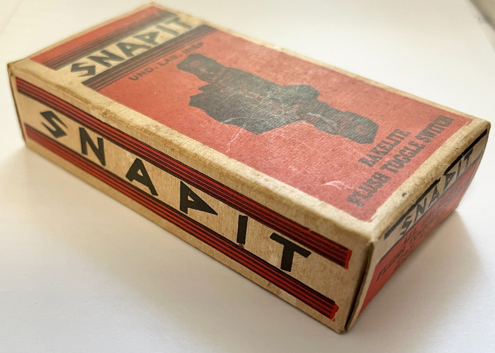 VTG NOS Snapit #311, Single Pole, Bakelite, Flush Toggle Switch w/Original Box