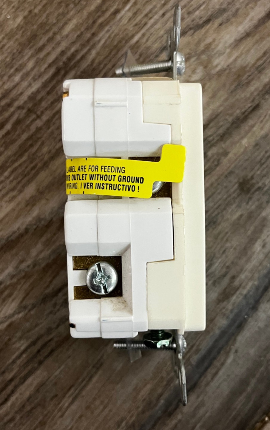 Leviton Decora SmartlockPro 15 amps 125 V Duplex Light Almond GFCI Outlet 3 PACK