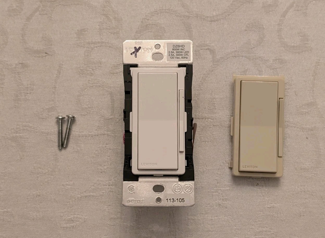 Leviton DZ6HD-1BZ White + Ivory Decora Dimmer w. Z-Wave Plus