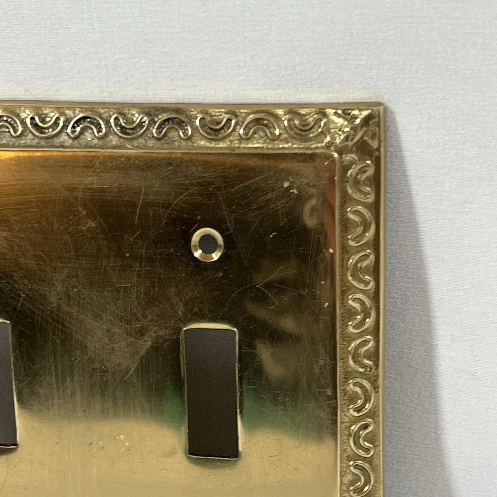 Vintage Brass Switch Cover Plate Ornate Scroll Design Double Duplex Wall Plate