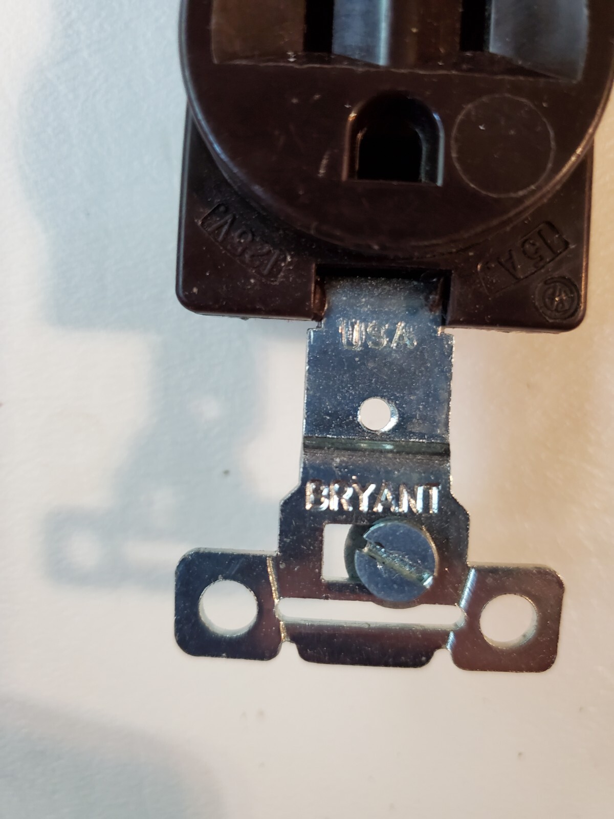 Six (6) Bryant 5251 Brown Side Wired Single Receptacle 125V 15A USA
