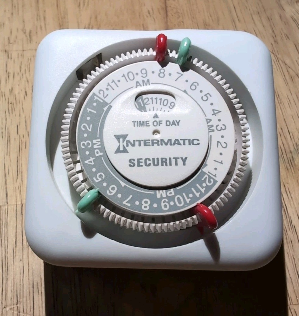 TN111K 15-Amp Indoor Timer – Versatile 24-Hour Control – Easy Manual Override…