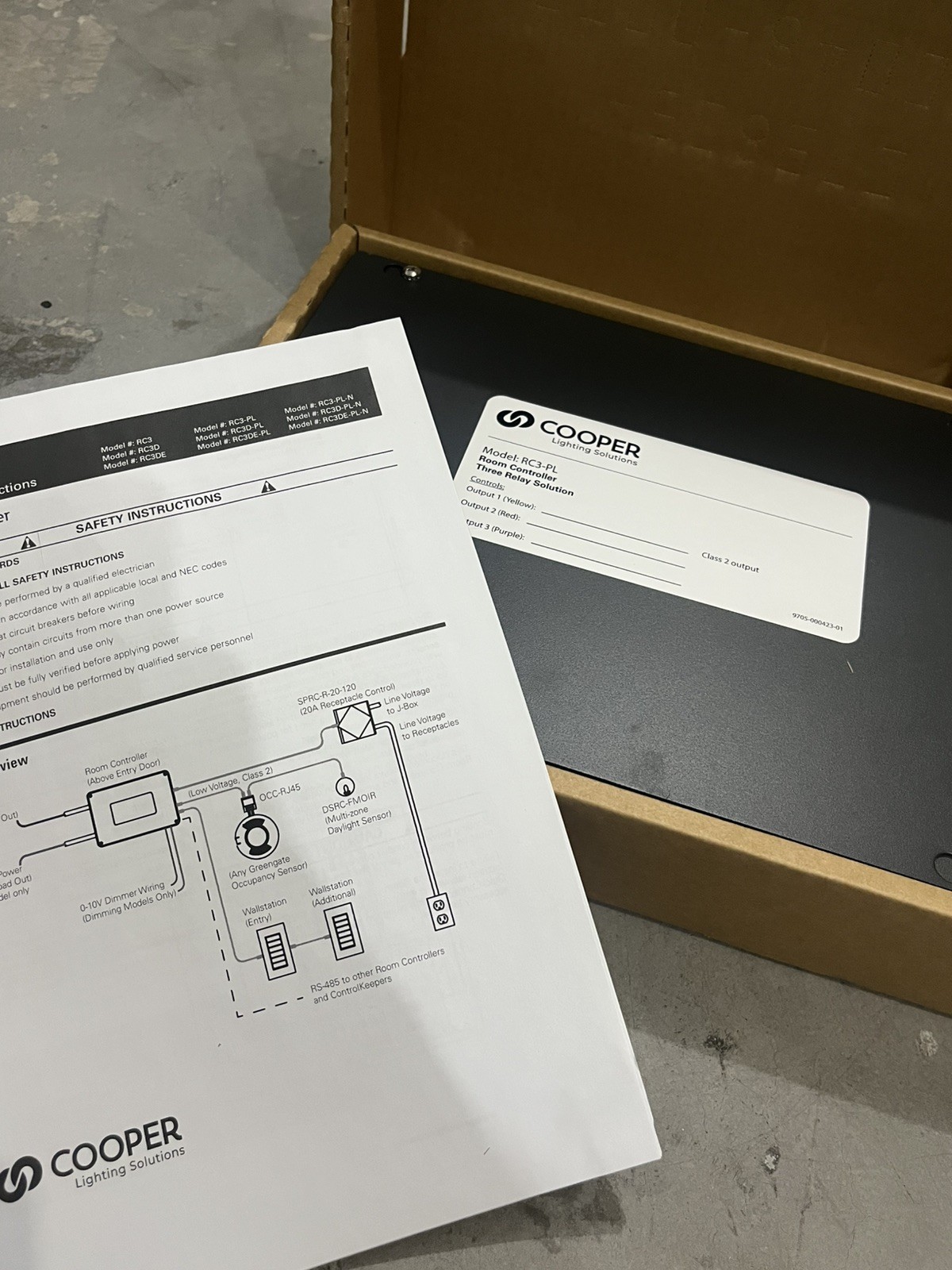 Cooper – RC3-PL Room Controller PL 3 Zone Switching (1ea New)