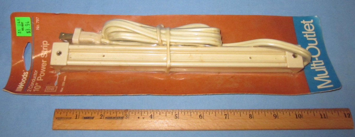 Vintage Woods 10″ Power Strip 2 Conductor # 797 .. New Old Stock