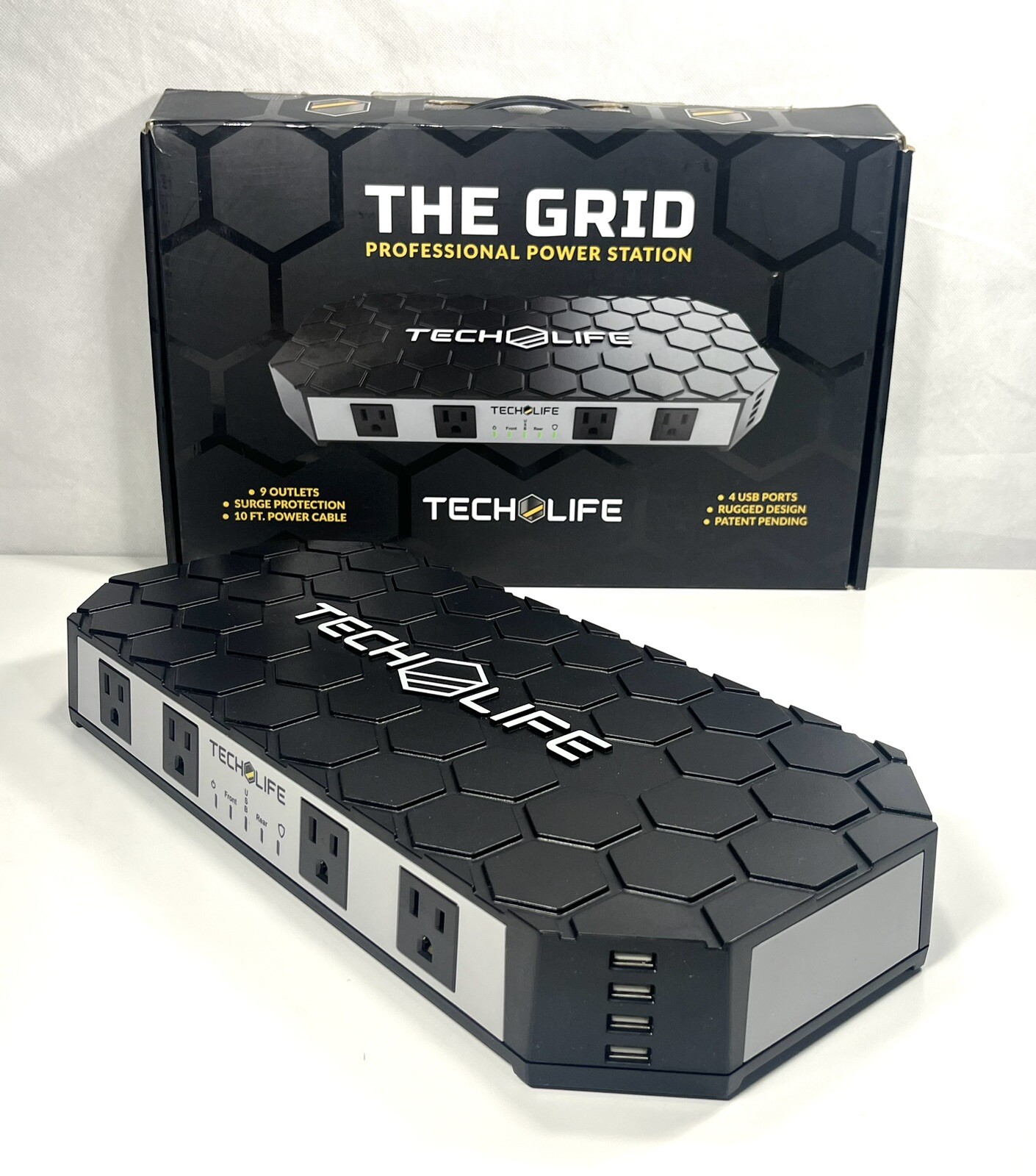 Tech-Life Power Station With nine 100-volt power outlets & four 2.1 amp USB port
