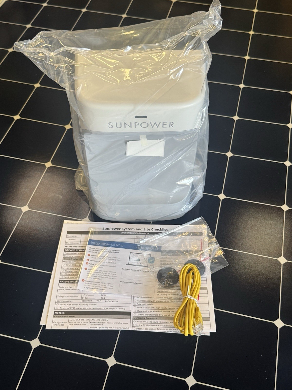Brand new – Sunpower Solar PV Supervisor 6 (PVS6) Monitoring System