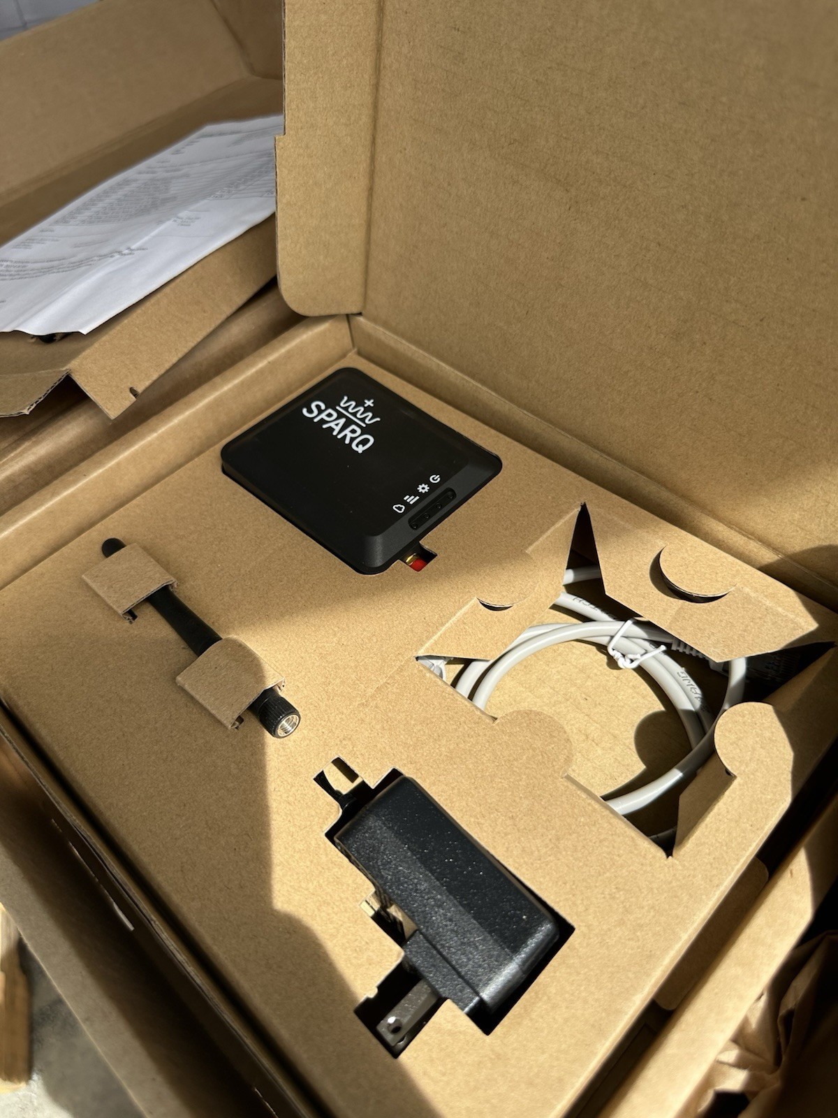 Sparq Q1200 Grid-Tied Quad Input 12.1kW Microinverter Kit w/ Gateway and Cabling