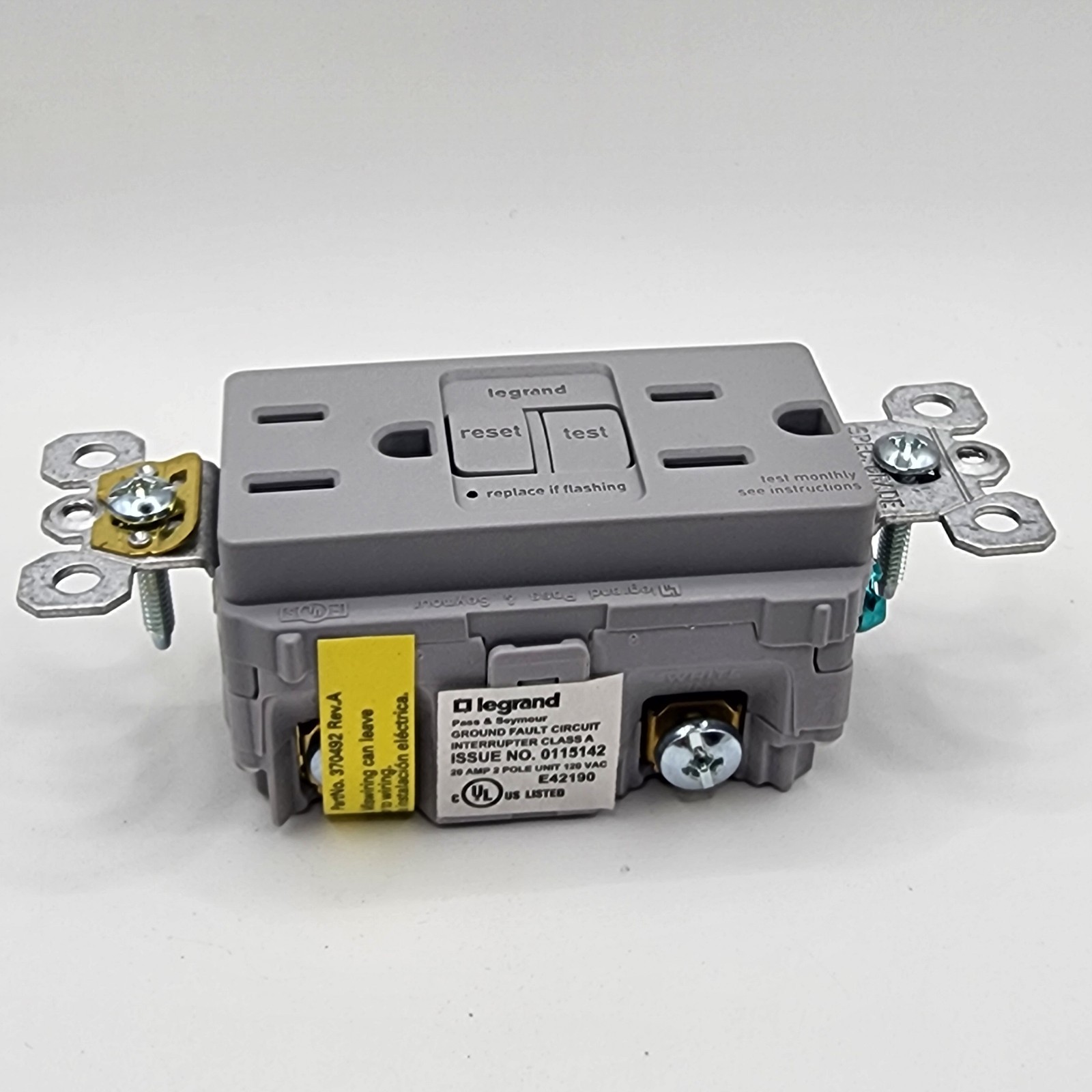 Radiant 1597GRY 15A 125V GFCI Self-Test Gray Outlet