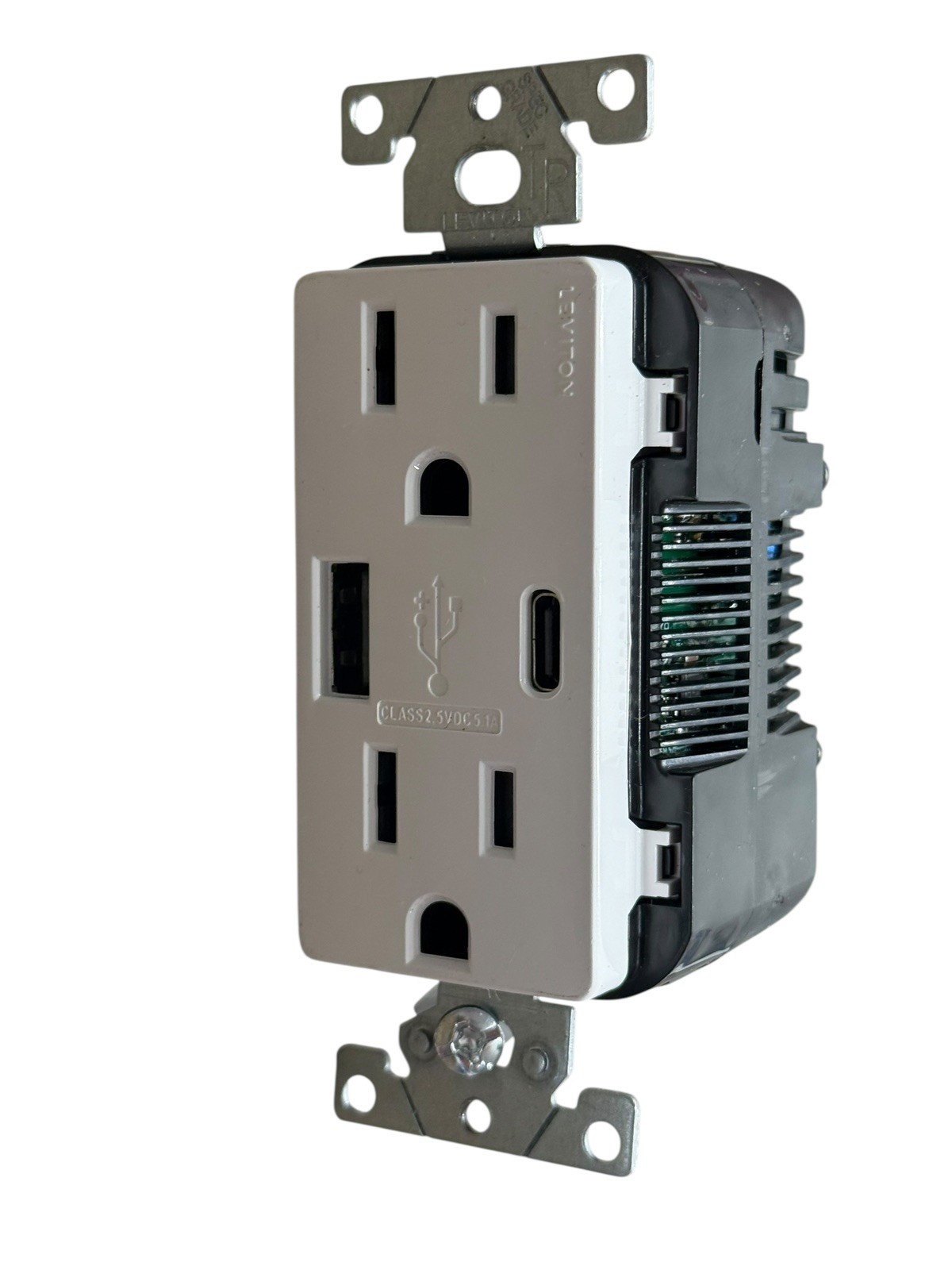 Leviton T5633-W 15 Amp Type A and C USB Charger Tamper-Resistant One,Outlet