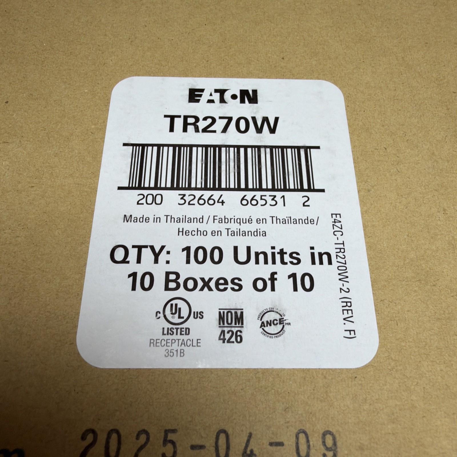 NEW IN BOX 100:QTY Eaton TR270W 15A Tamper-Resistant Duplex Receptacles White