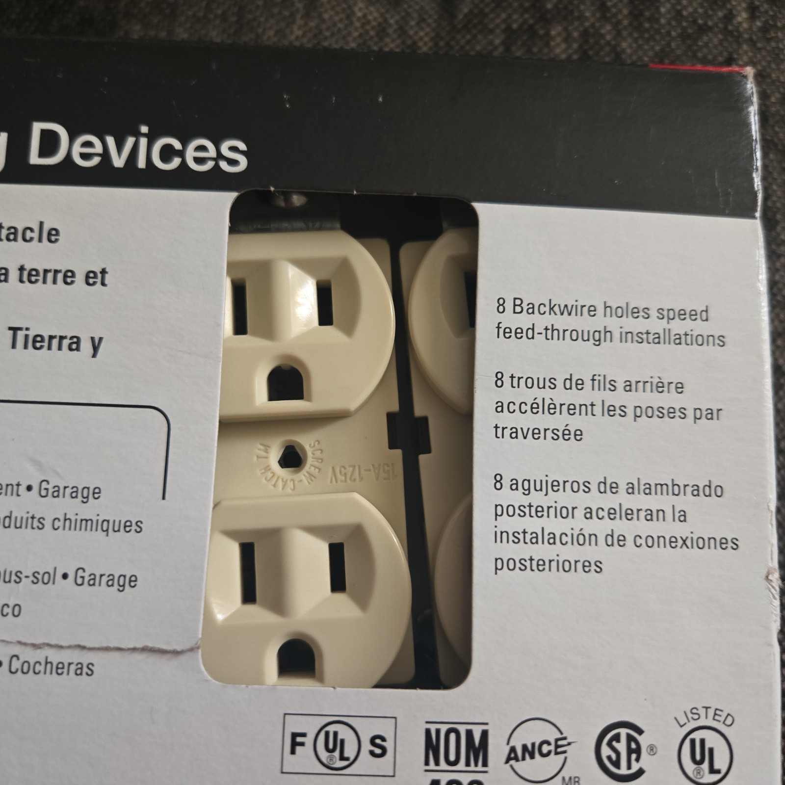 10 PACK Eaton BR15V 15-Amp 125-volt Outlet Straight Blade Duplex Recpt IVORY
