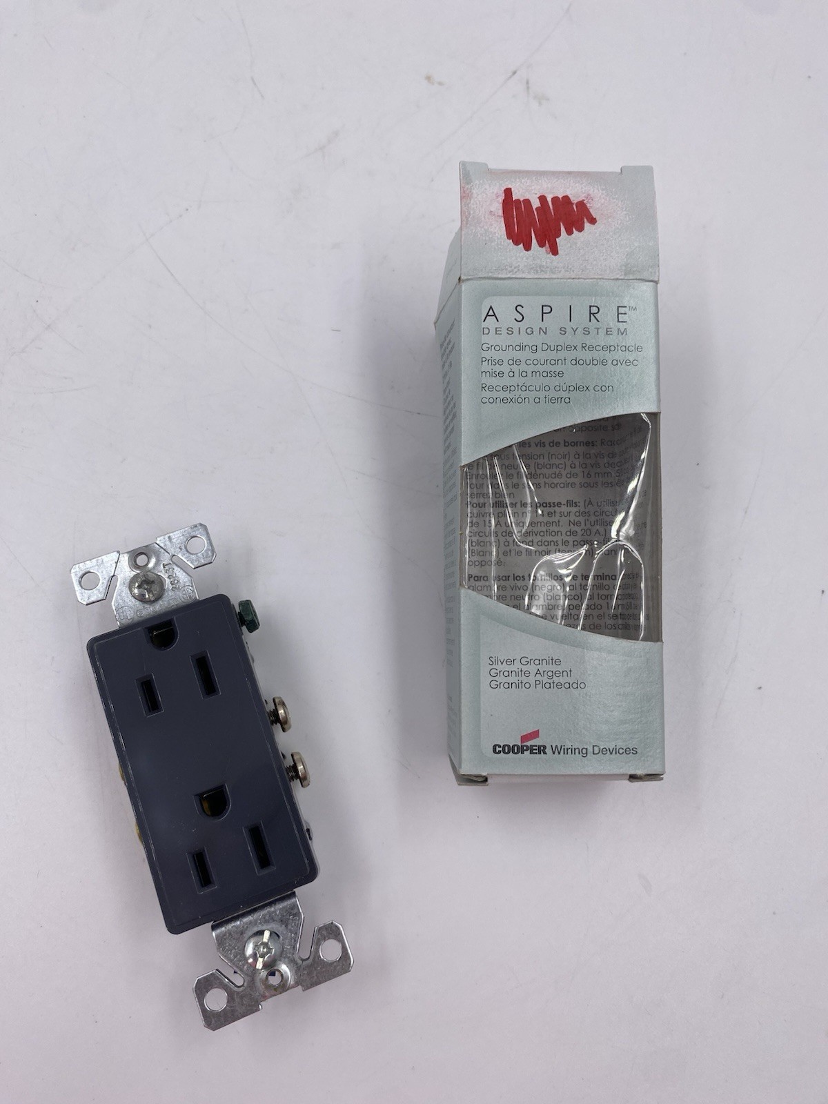 Cooper Wiring ASPIRE Design System Grounding Duplex Receptacle Silver Granite