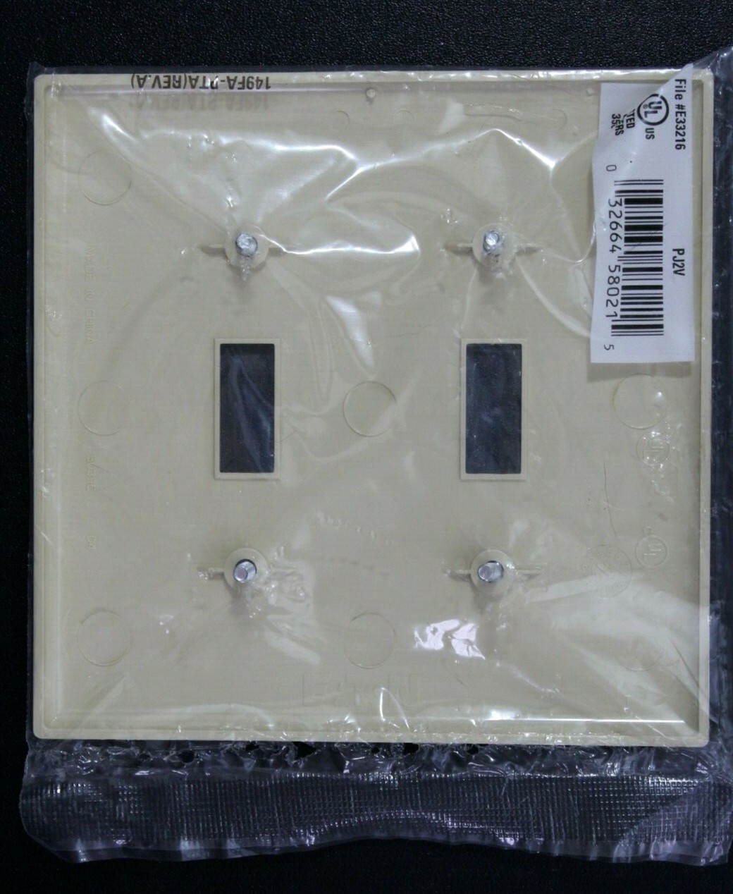 Light Switch Cover Duplex Wall Plate White (40 PACK )Cooper /Eaton  2139W NEW