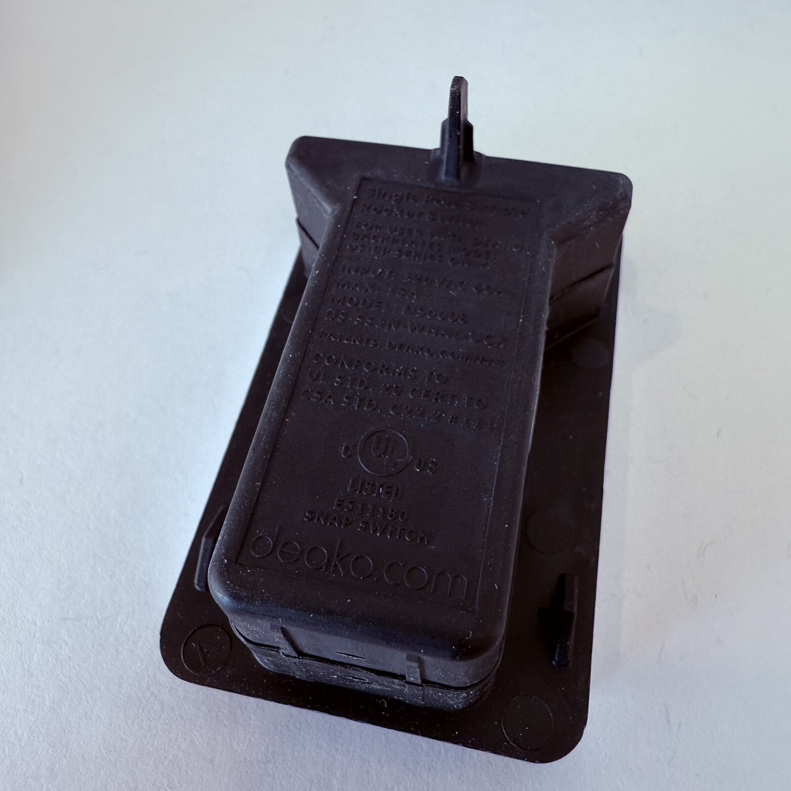 Deako Simple Rocker Switch (Single-Pole & Multiway) Used, 7 total with Backplate