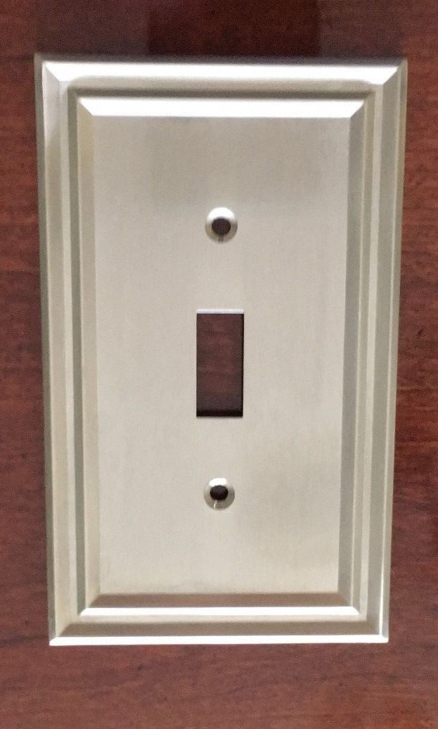 BRAINERD TRADITIONAL SINGLE TOGGLE NICKEL WALL PLATE W36553-SNE-C FREE SHIPPING