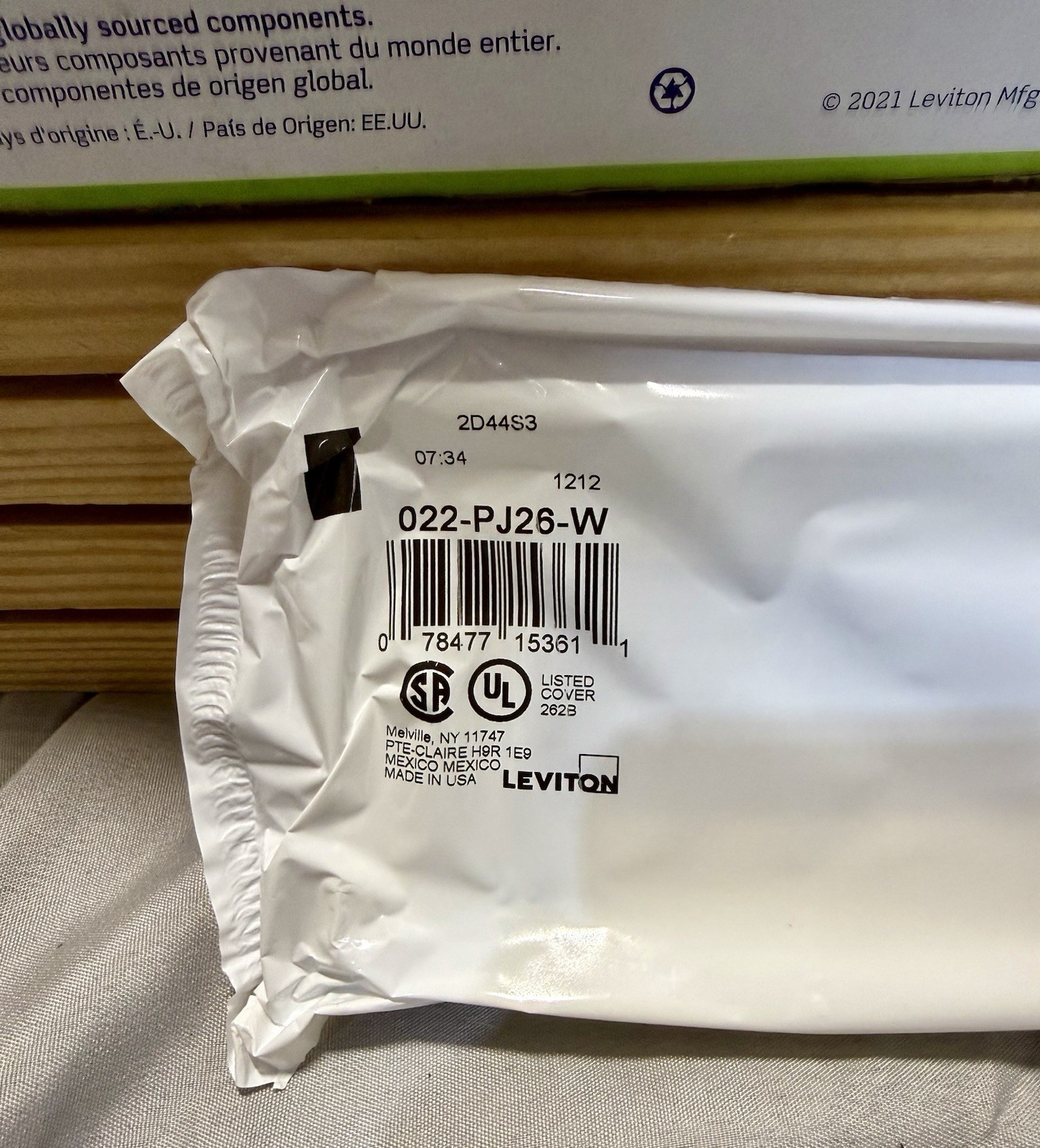 Leviton Decora White Unbreakable Thermoplastic Nylon Rocker Wallplates 15 Count