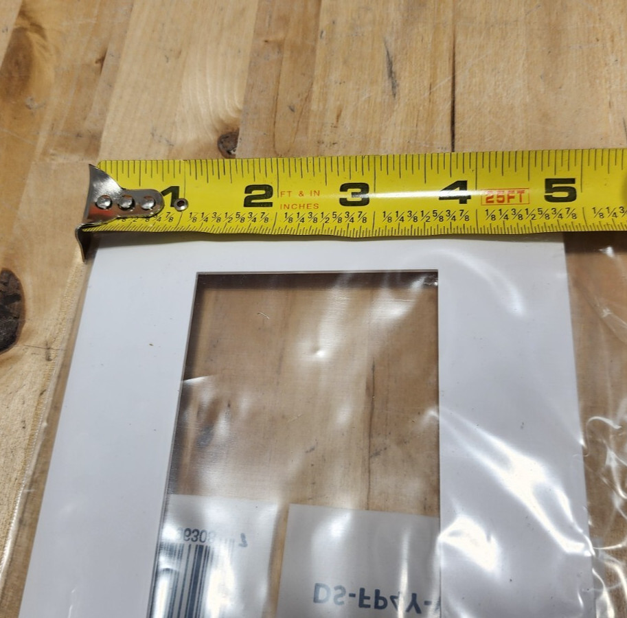 Deako 4-Gang Faceplate DS-FP4Y-WHWH-UCX Screwless Snap In, White (70)
