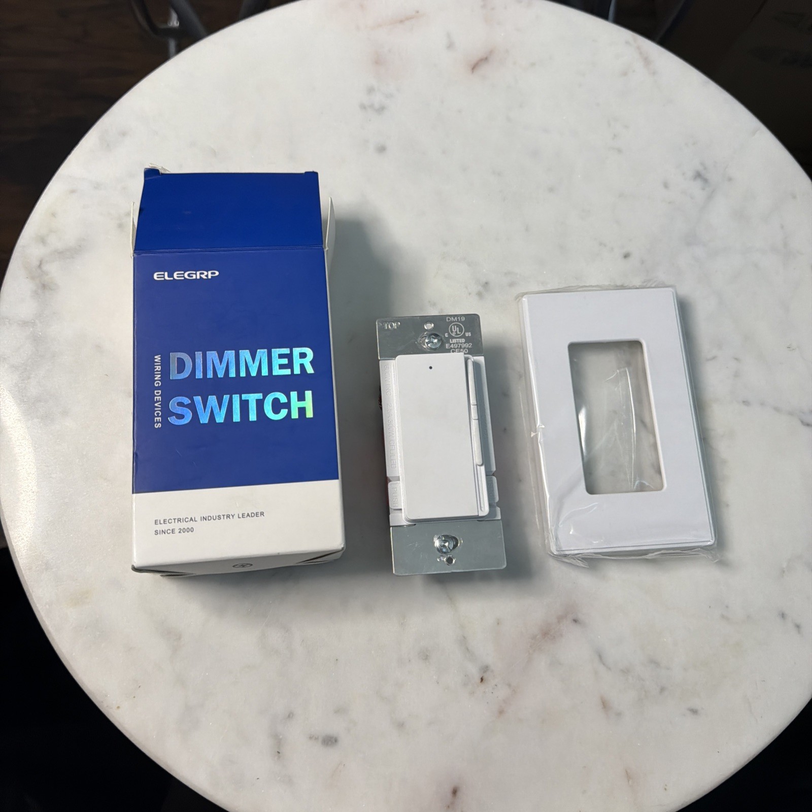ELEGRP Digital Dimmer Light Switch for 300W Dimmable LED/CFL Lights and 600W Inc