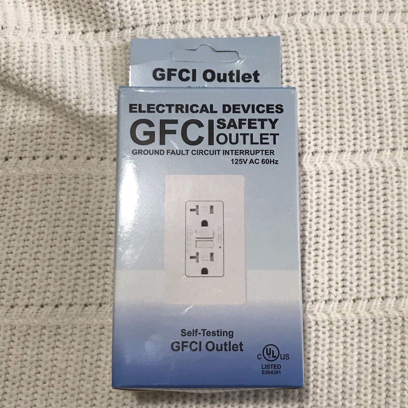 GFCI safety outlet 125v 60hz Ground Fault Circuit Interrupter | Self Testing