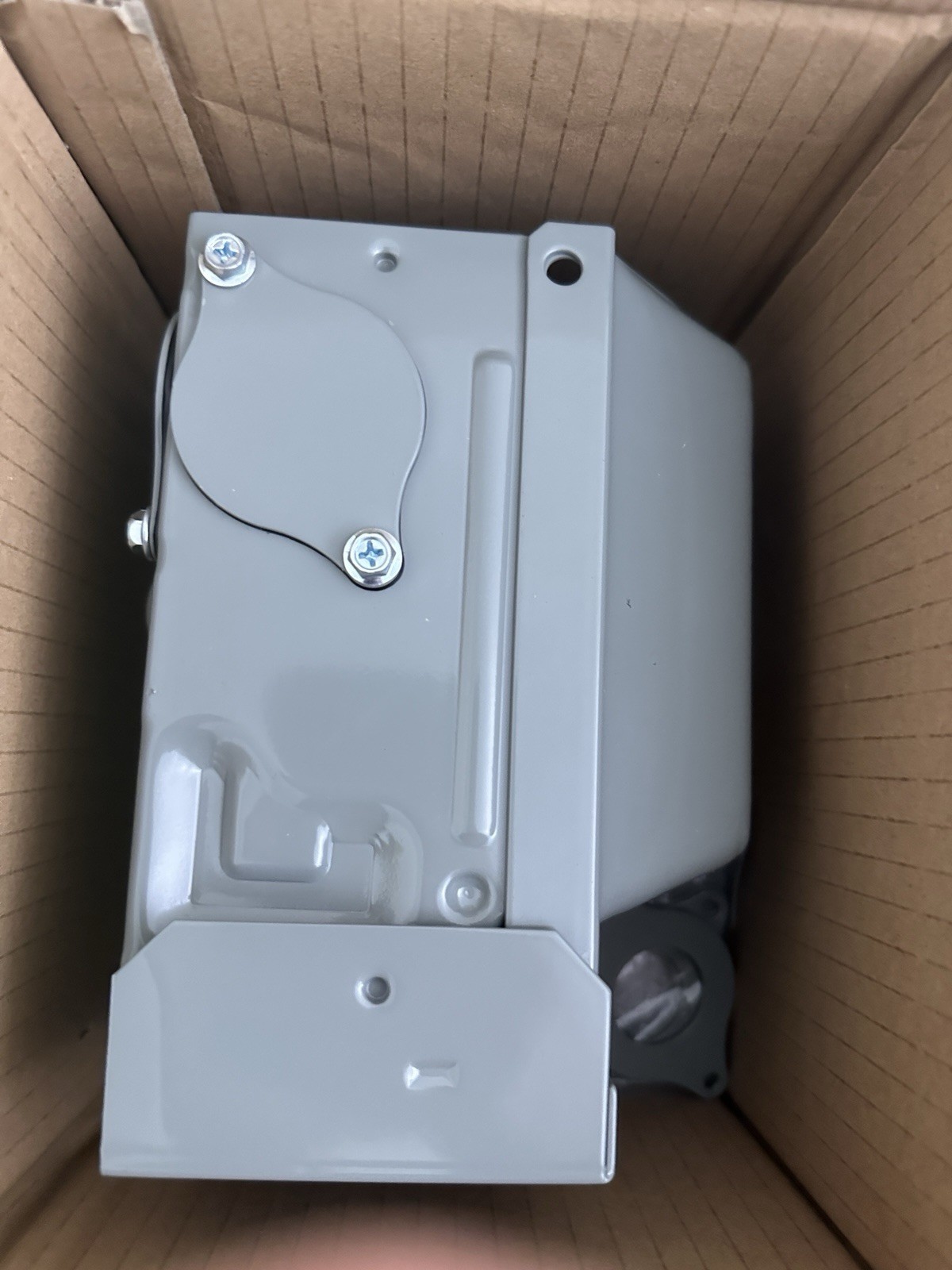 DEWENWILS Outdoor Outlet Box, 20 AMP Outdoor Electrical Outlet Box ETL Listed