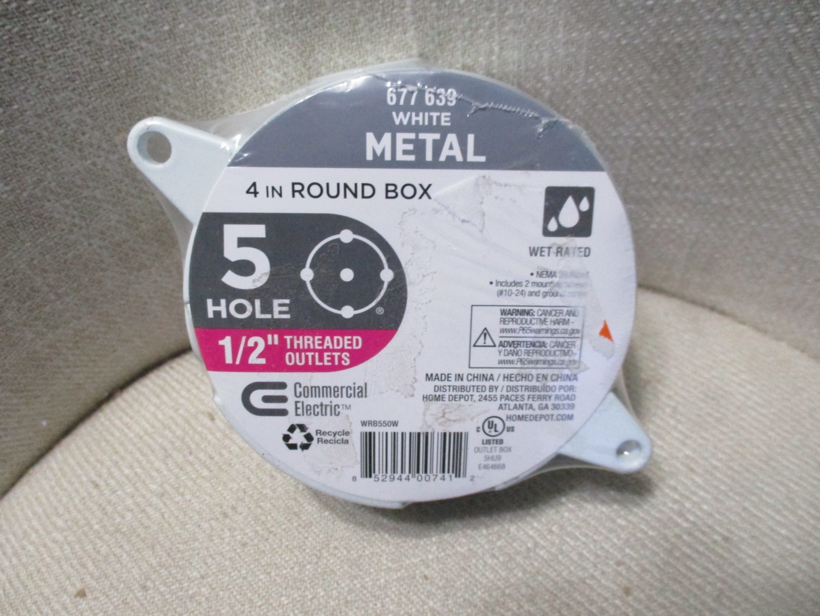 Commercial Electric 4″ Round Box 5 Hole 1/2″ Threaded Outlets White 677 639 New